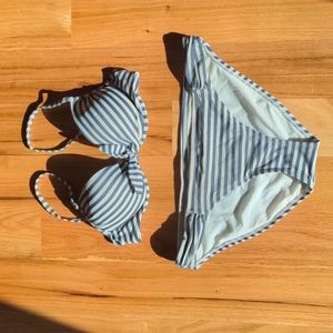 Navy striped padded bikini